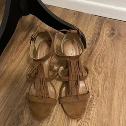 Shoes Size 8