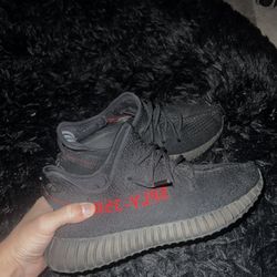 Adidas Yeezy 350 V2 Bred