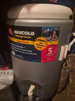 Igloo MaxCold 5-Gallon Beverage Cooler