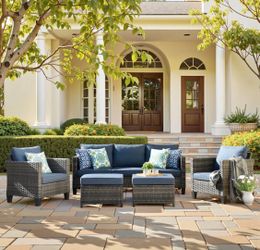 Patio furniture set outdoor new in the box