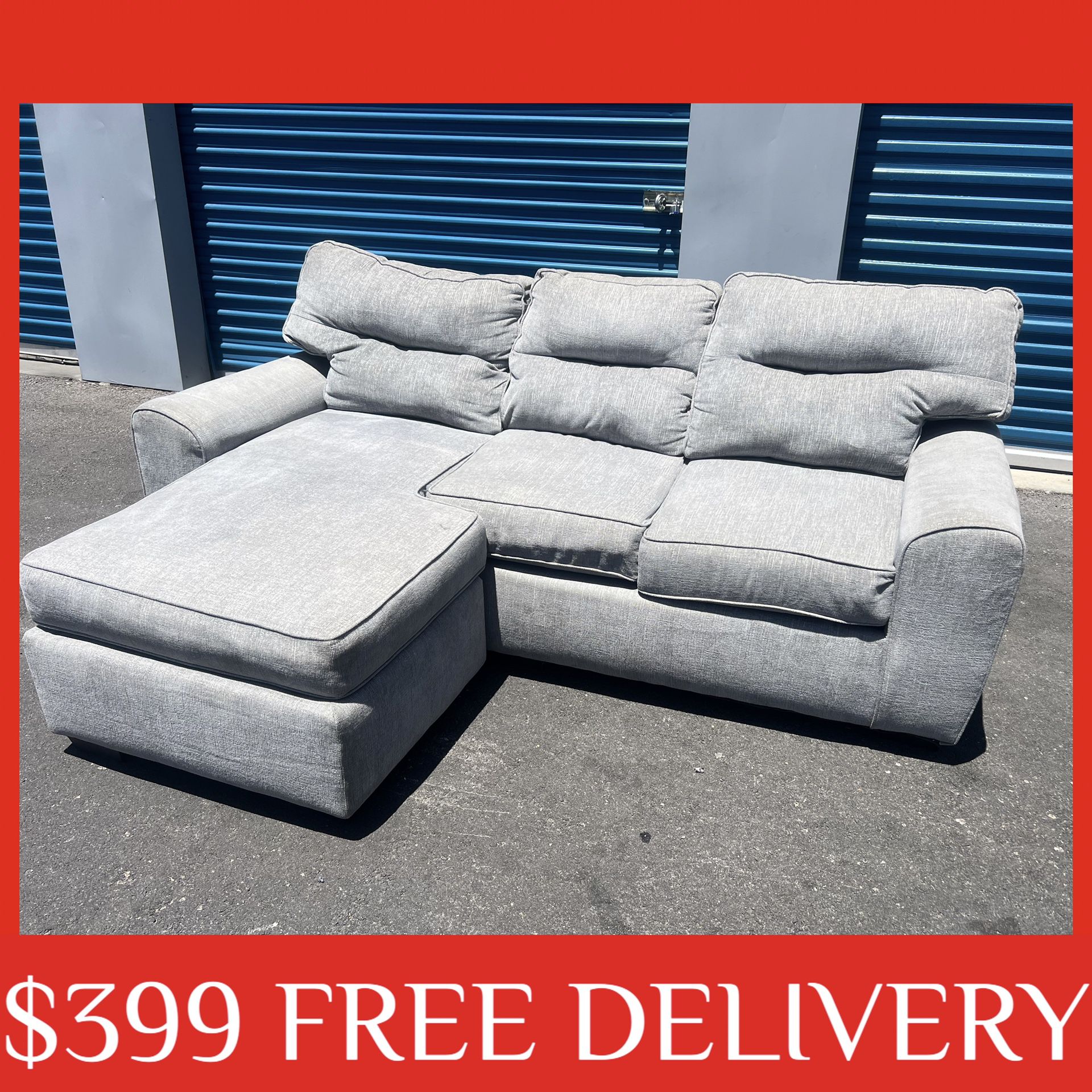 Light Gray REVERSIBLE Chaise MEDIUM SIZE sectional couch sofa recliner (FREE CURBSIDE DELIVERY)