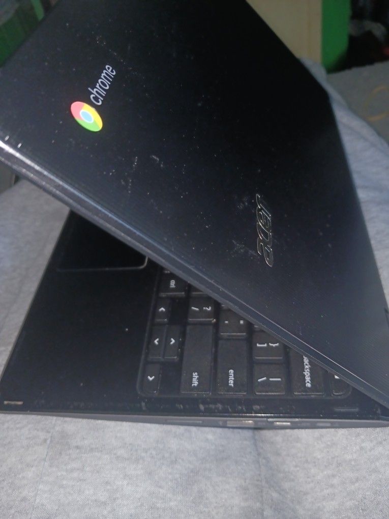 Acer Chromebook (Used)
