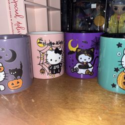 Set Of 4 Hello Kitty Halloween Mugs 