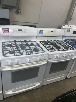 5-burners gas range nice & clean working perfectly with 4 months warranty