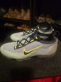 GENTLY USED Nike Vapormax Men's Size 11
