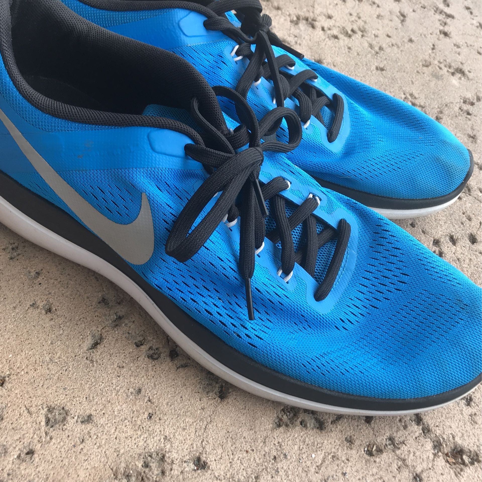 Nike Running Shoes Sz 13