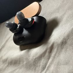 Sony wireless earbuds (WF-1000XM3)