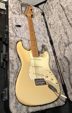 Fender American Professional (desert sand)