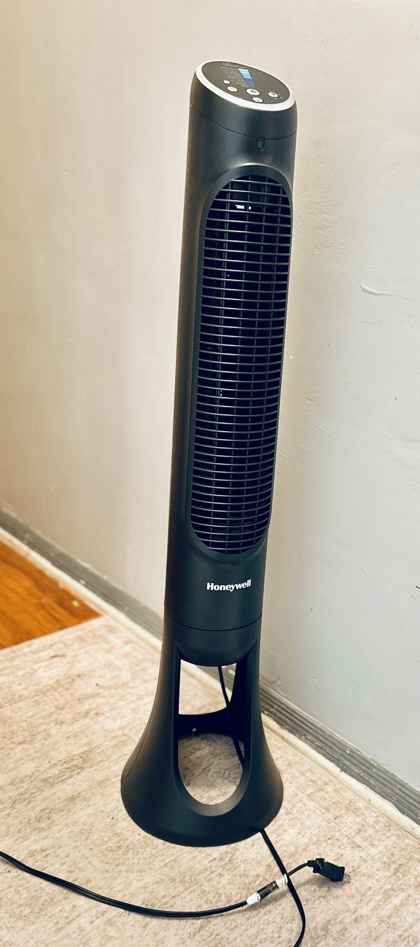 Honeywell QuietSet tower fan