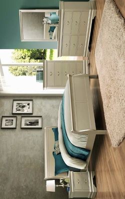 Louis Philip Champagne Sleigh Bedroom Set (King & Queen & Twin & Full Size Bedroom Set available)