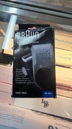 Braun Mobile Shaver - M90
