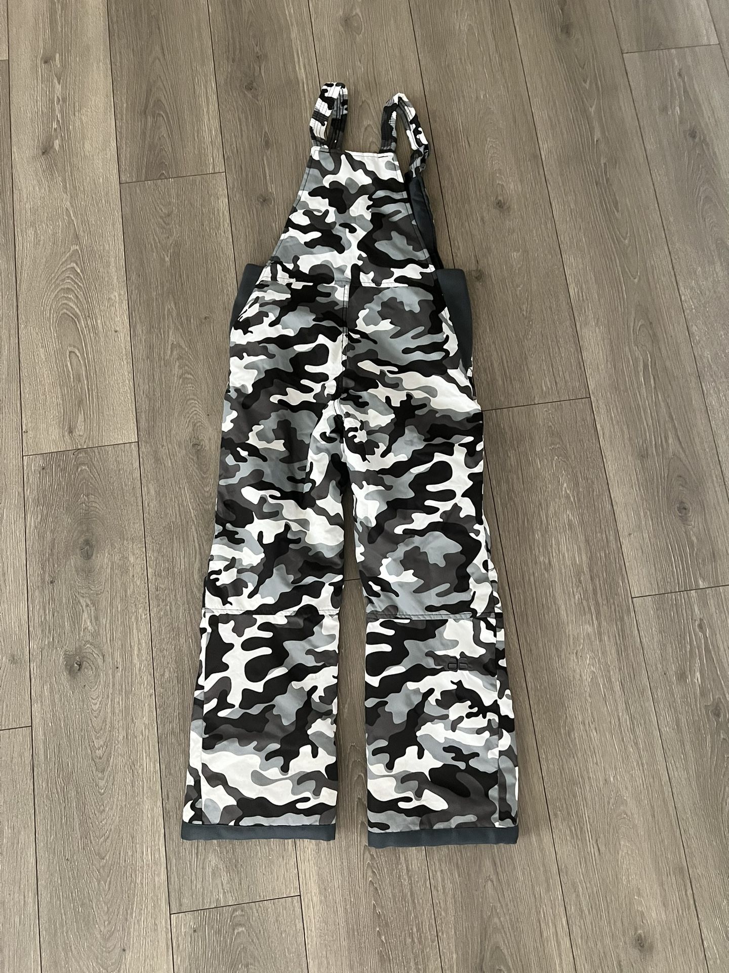 Kids Camo Snowboard/ Ski Bib
