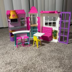 Barbie Restaurant 