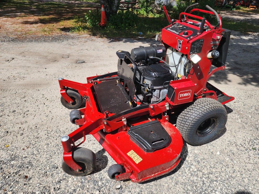 Toro Grand Stand Zero Turn 60 Inch Lawn Mower