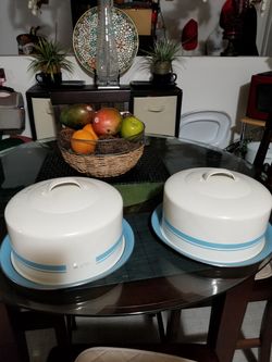 Cake container
