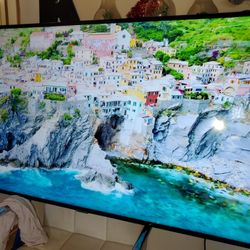 50" Samsung Smart Tv 4k Great Condition Comes With Original Remote.  Great Quality Pic No Scratch.  No Stand It Was Mounted 