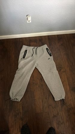 Nike tech pants grey