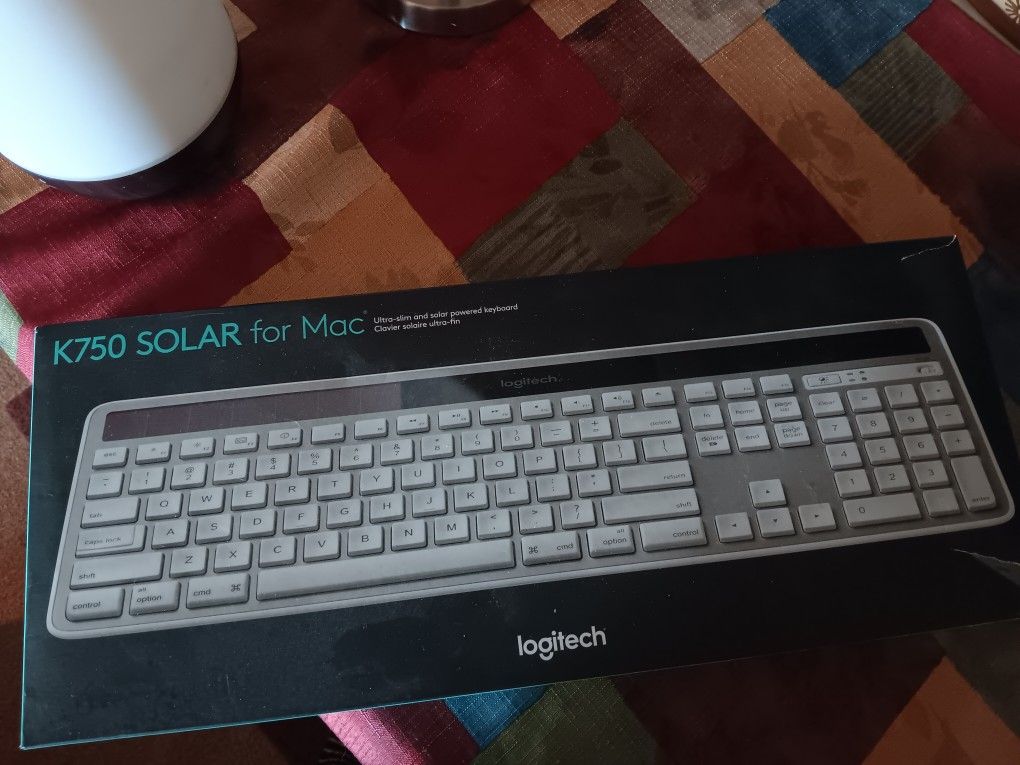 K750 Solar Mac Keyboard