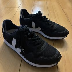 Veja Sneakers