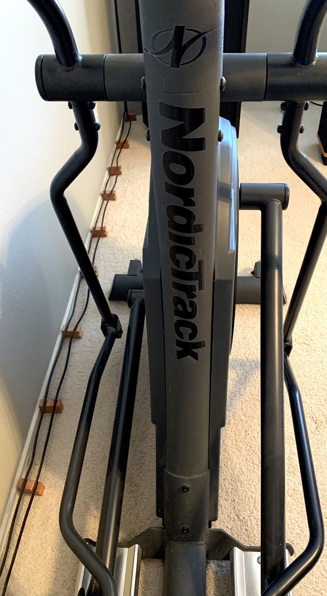 NordicTrack Elite 1300 Elliptical for Sale in Henderson, NV OfferUp