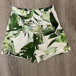 Women Short, Size:0 Gently Used , Price:$6