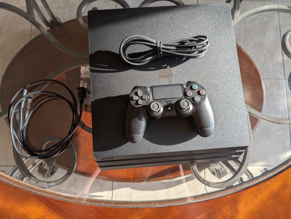 PS4 Pro - Like New