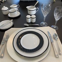 China Set, 8 Piece