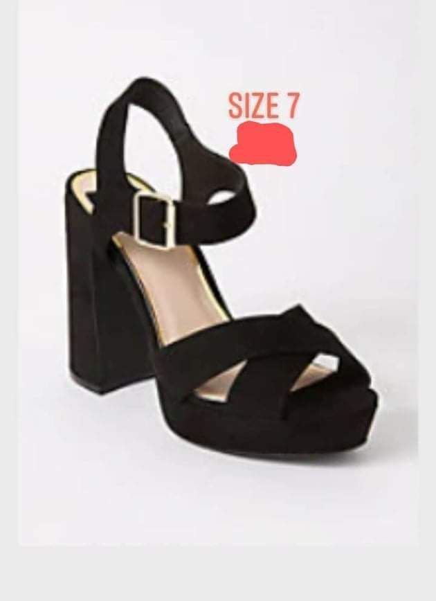 New Women’s Shoes Size 7