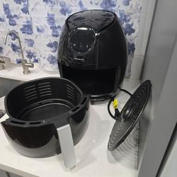 PowerXL Air Fryer with Basket and Tray