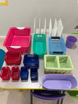 Storage baskets & mesh paper organizer