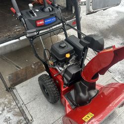 NEW Toro Power Max 826 OHAE Snow Blower