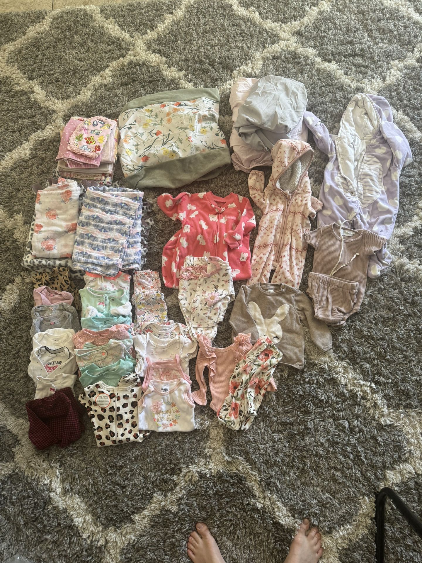 Baby Girl Clothes/bedding Bundle