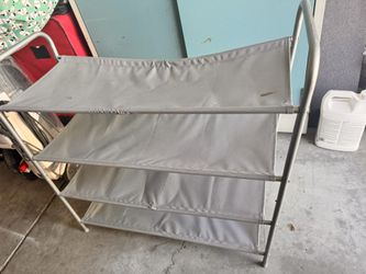 Shoe rack
