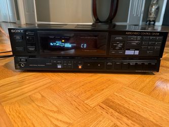 Sony STR-AV550 AV Receiver (Excellent Condition)