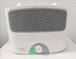 Holmes air purifier + HEPA replacement filter