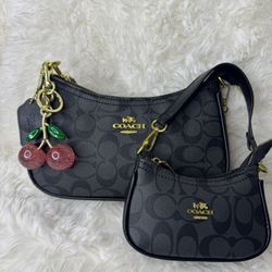 coach set with coach cherry