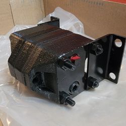 MTE Delta Hydraulic Geared Flow Divider P(contact info removed) Dannmar MaxJax BendPak (contact info removed)