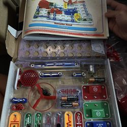 Snap Circuits Jr toy