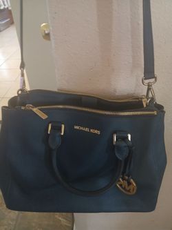 Michael kors large bag dark blue $50