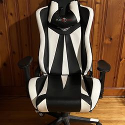 Reclining gaming office chair