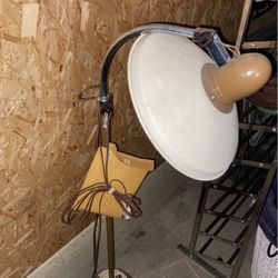 Alpine Sun Lamp Taking Best Offer Still Has Tags And Warranty Papers