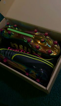 Puma King Ultimates x Kidsuper