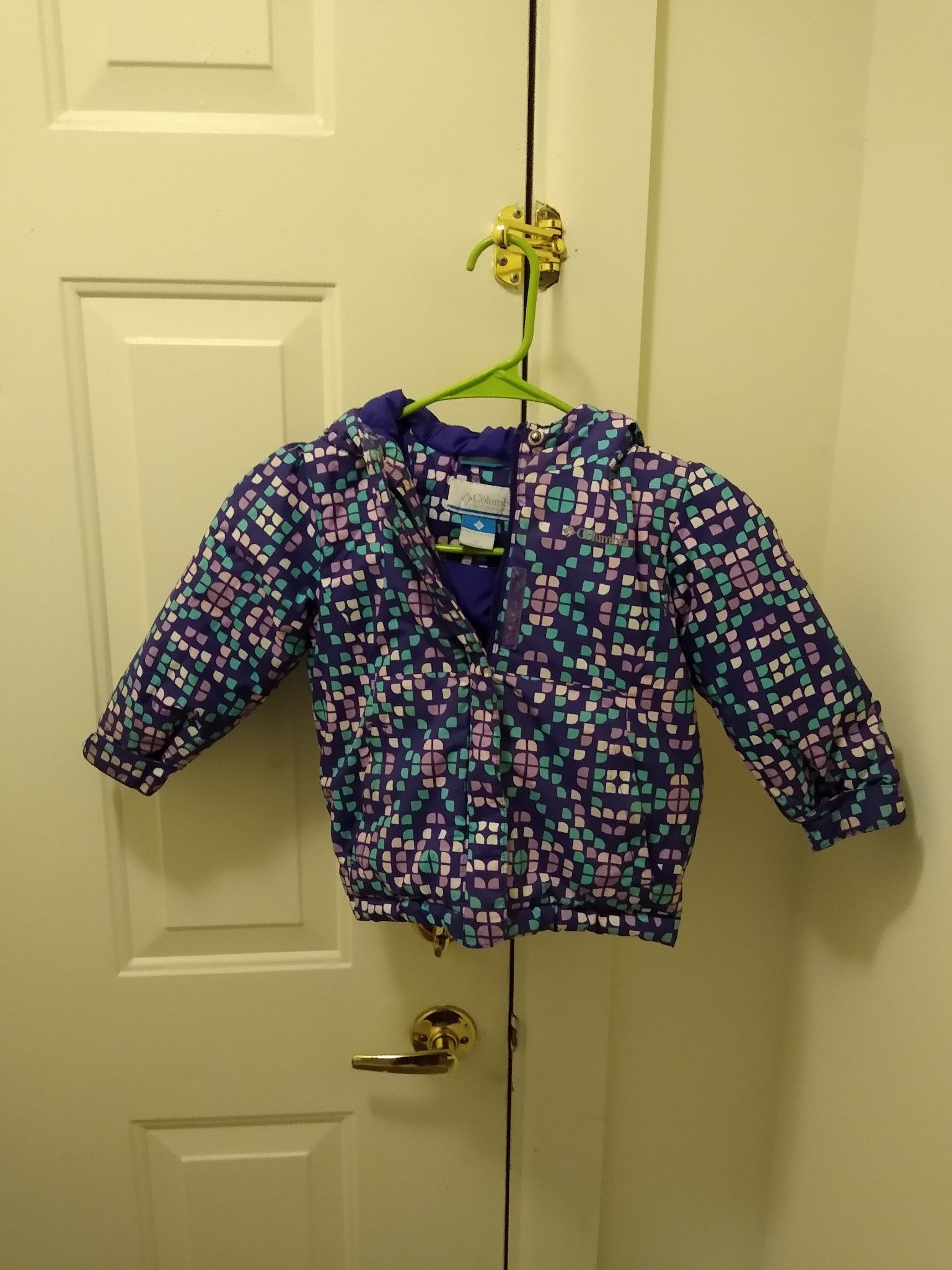 Used toddlers coats Columbia size 3 $10