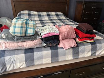 Women Clothes Big Bundle (Size M)