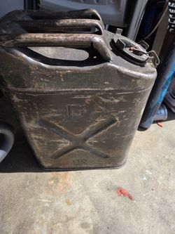 Vintage steel Jerry can