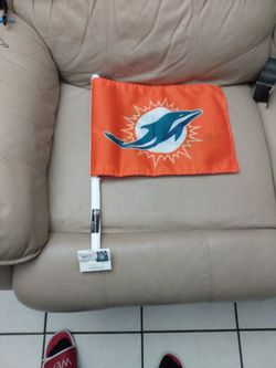 MIAMI DOLPHINS CAR FLAG BRAND NEW NEVER USED