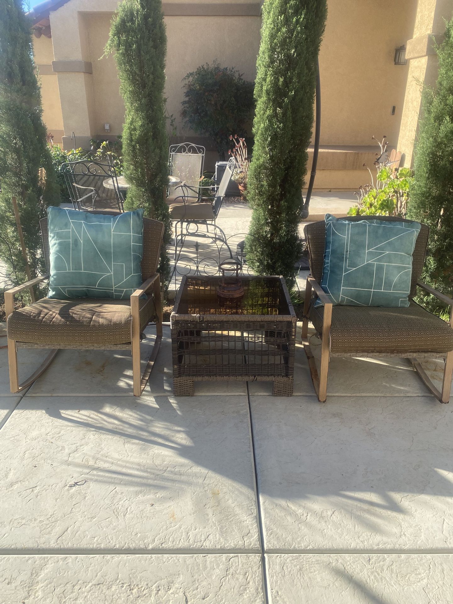 Patio Set With 2 Chairs And 1 Table