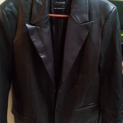 Zara Women's faux leather jacket 