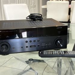 Yamaha Aventage RX A720 Receiver