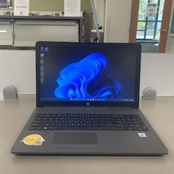 HP Laptop 💻 w/Extras